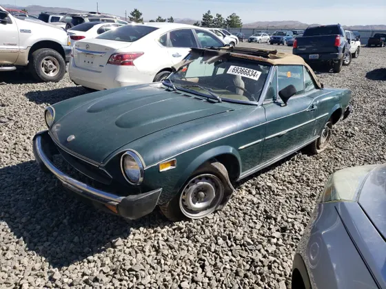 1972 FIAT 124 Spider