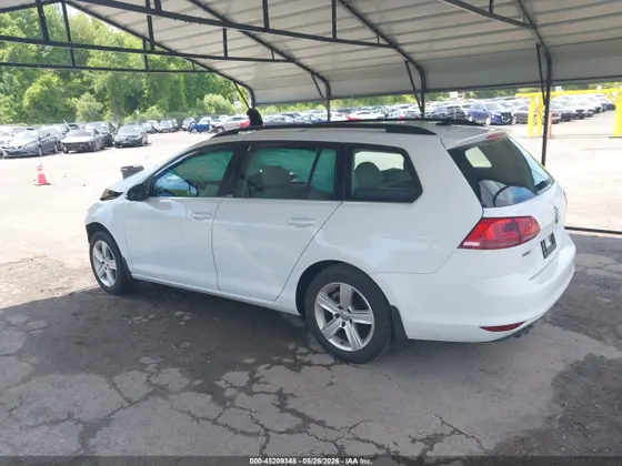 2015 Volkswagen Golf SportWagen TDI S
