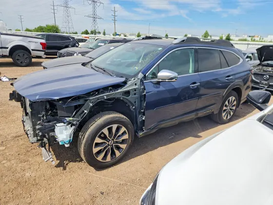 2025 Subaru Outback Touring XT
