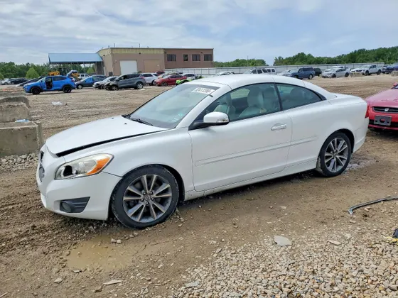 2011 Volvo C70