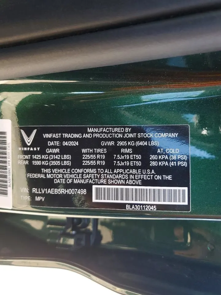 2024 VinFast VF 8 Eco