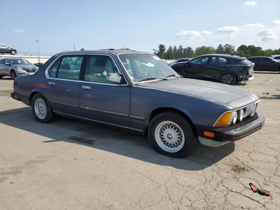 1987 BMW 524 - 528 - 535 - 635 - 735 735I