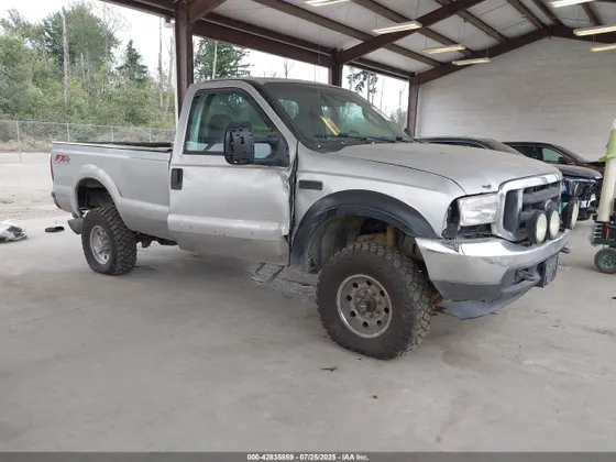 2004 Ford F-350 XL/XLT