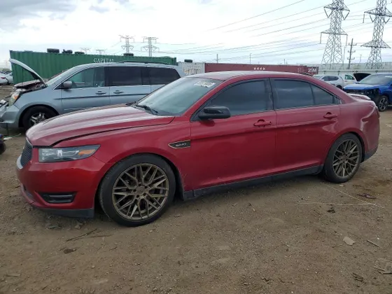 2016 Ford Taurus SHO