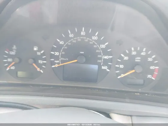 2000 Mercedes-Benz CLK-Class