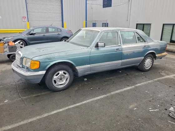 1986 Mercedes-Benz 300 Series 300SDL