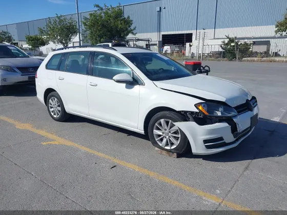2015 Volkswagen Golf SportWagen TSI S