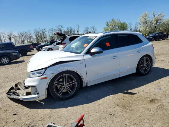 2018 Audi SQ5 Premium Plus