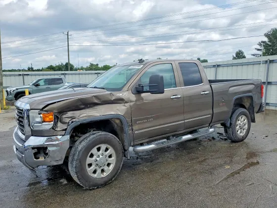 2015 GMC Sierra 2500HD SLT