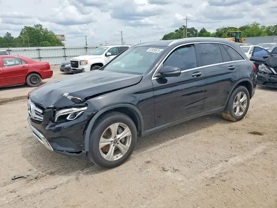 2018 Mercedes-Benz GLC GLC 300