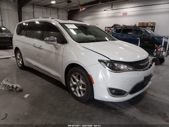 2020 Chrysler Pacifica Limited
