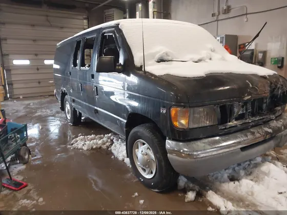 2002 Ford E-350 COMMERCIAL/RECREATIONAL
