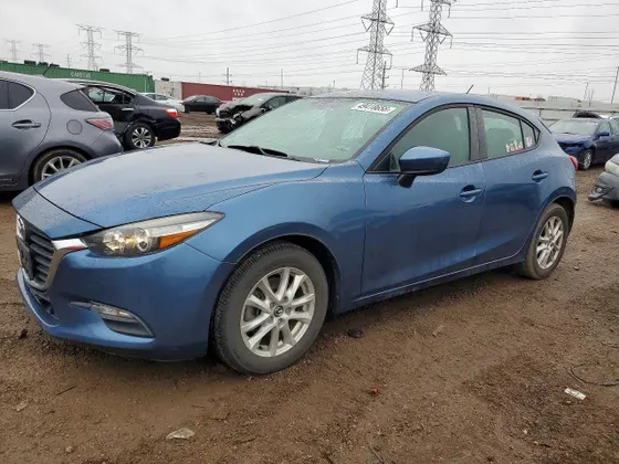 2017 Mazda Mazda3 5-Door Sport