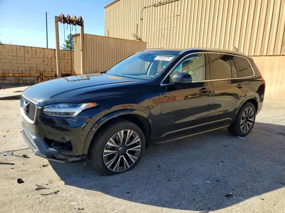 2020 Volvo XC90 Momentum