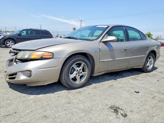 2002 Pontiac Bonneville SE