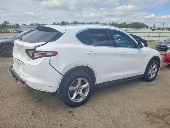 2019 Alfa Romeo Stelvio