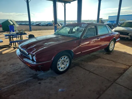 2002 Jaguar XJ XJ8