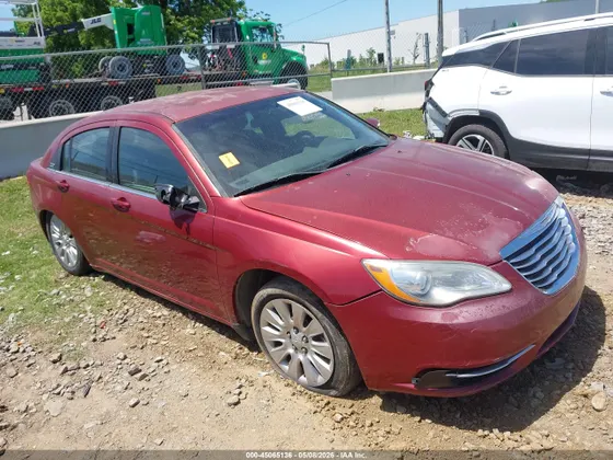 2014 Chrysler 200 LX