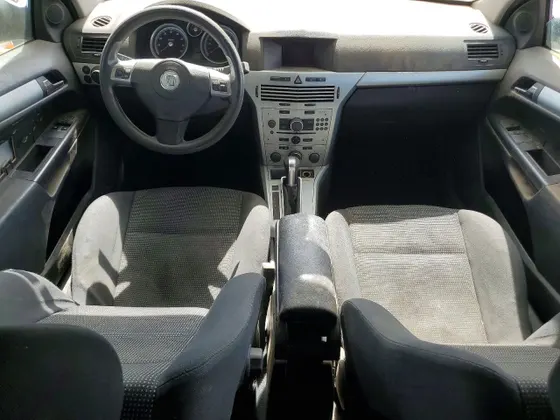 2008 Saturn Astra XR