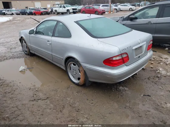 2000 Mercedes-Benz CLK-Class