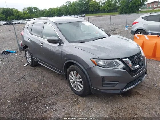 2020 Nissan Rogue SV