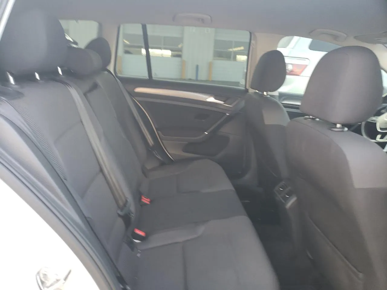 2019 Volkswagen Golf SportWagen S