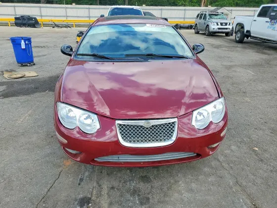 2004 Chrysler 300M