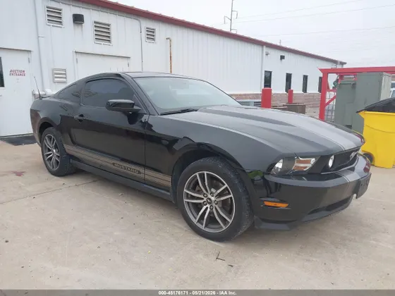 2012 Ford Mustang V6