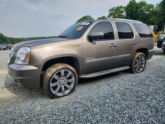 2011 GMC Yukon Hybrid Denali