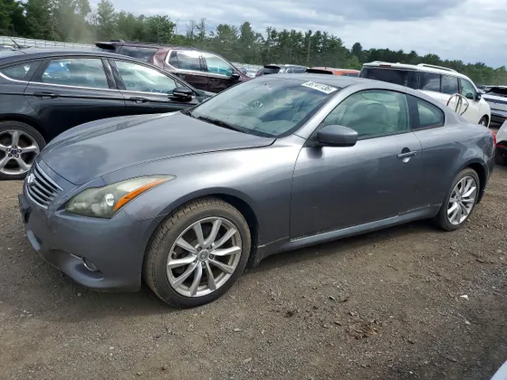 2012 INFINITI G37 Coupe x