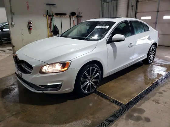 2016 Volvo S60 Inscription T5 Premier