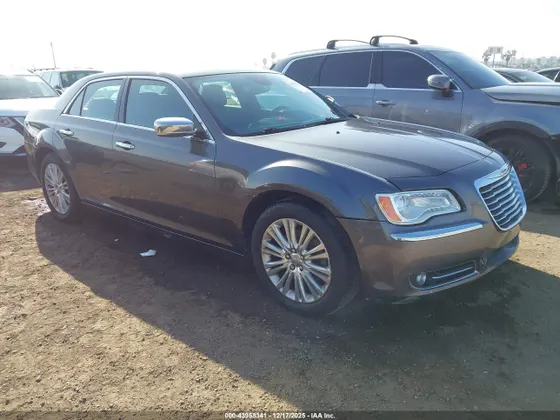 2013 Chrysler 300 300C