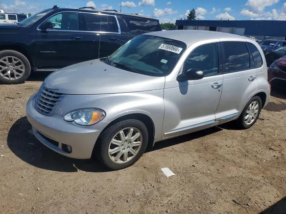 2010 Chrysler PT Cruiser Classic PT CRUISER