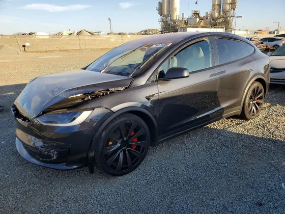 2025 Tesla Model X Plaid