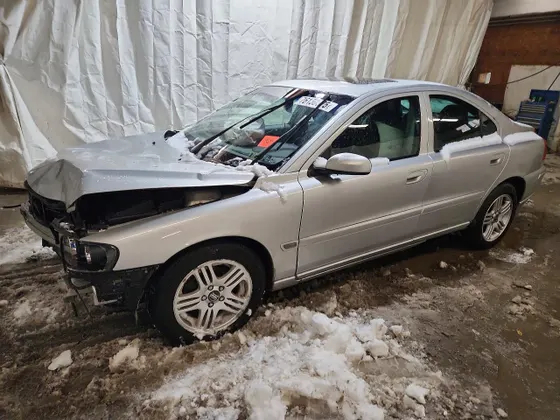 2005 Volvo S60