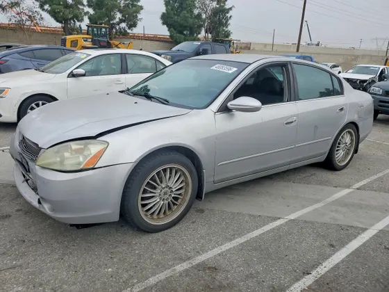 2004 Nissan Altima S