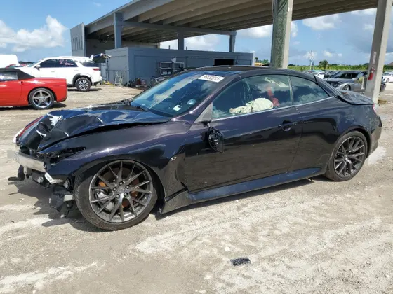 2014 INFINITI Q60 Convertible