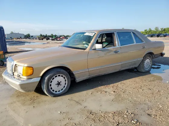 1986 Mercedes-Benz 420 Series 420SEL