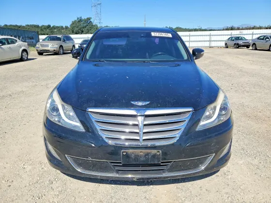 2014 Hyundai Genesis 5.0L R-Spec
