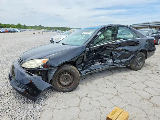 2006 Toyota Camry LE