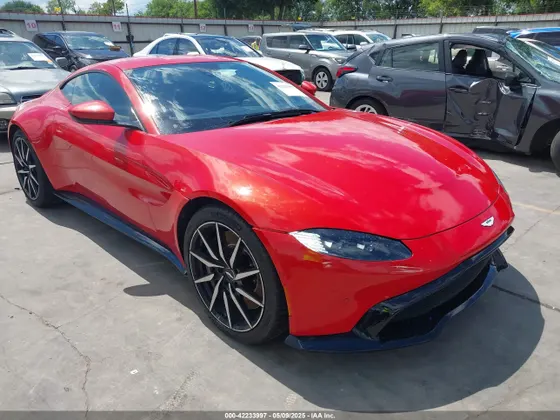 2020 Aston Martin Vantage