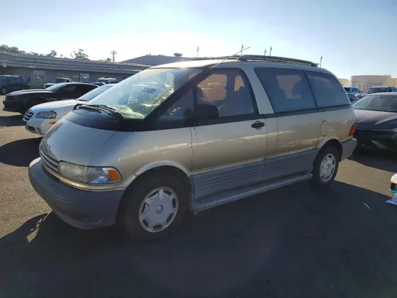 1994 Toyota Previa LE