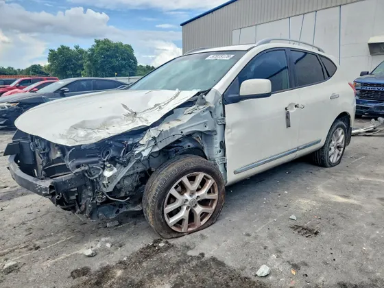 2011 Nissan Rogue SV