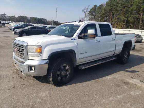 2016 GMC Sierra 3500HD SLT
