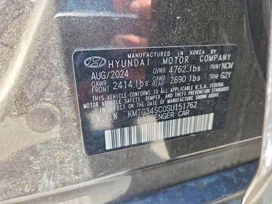 2025 Genesis G70 2.5T