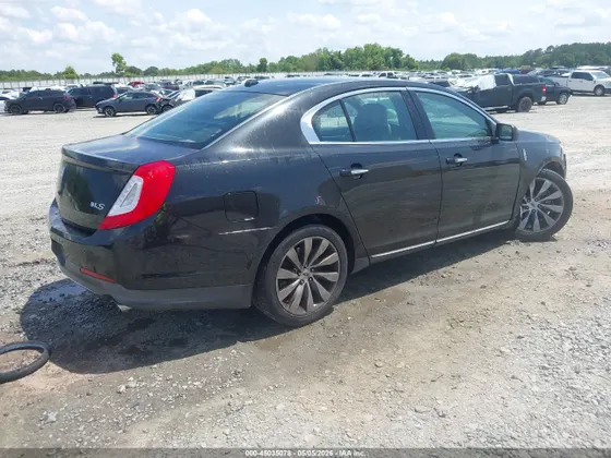 2014 Lincoln MKS