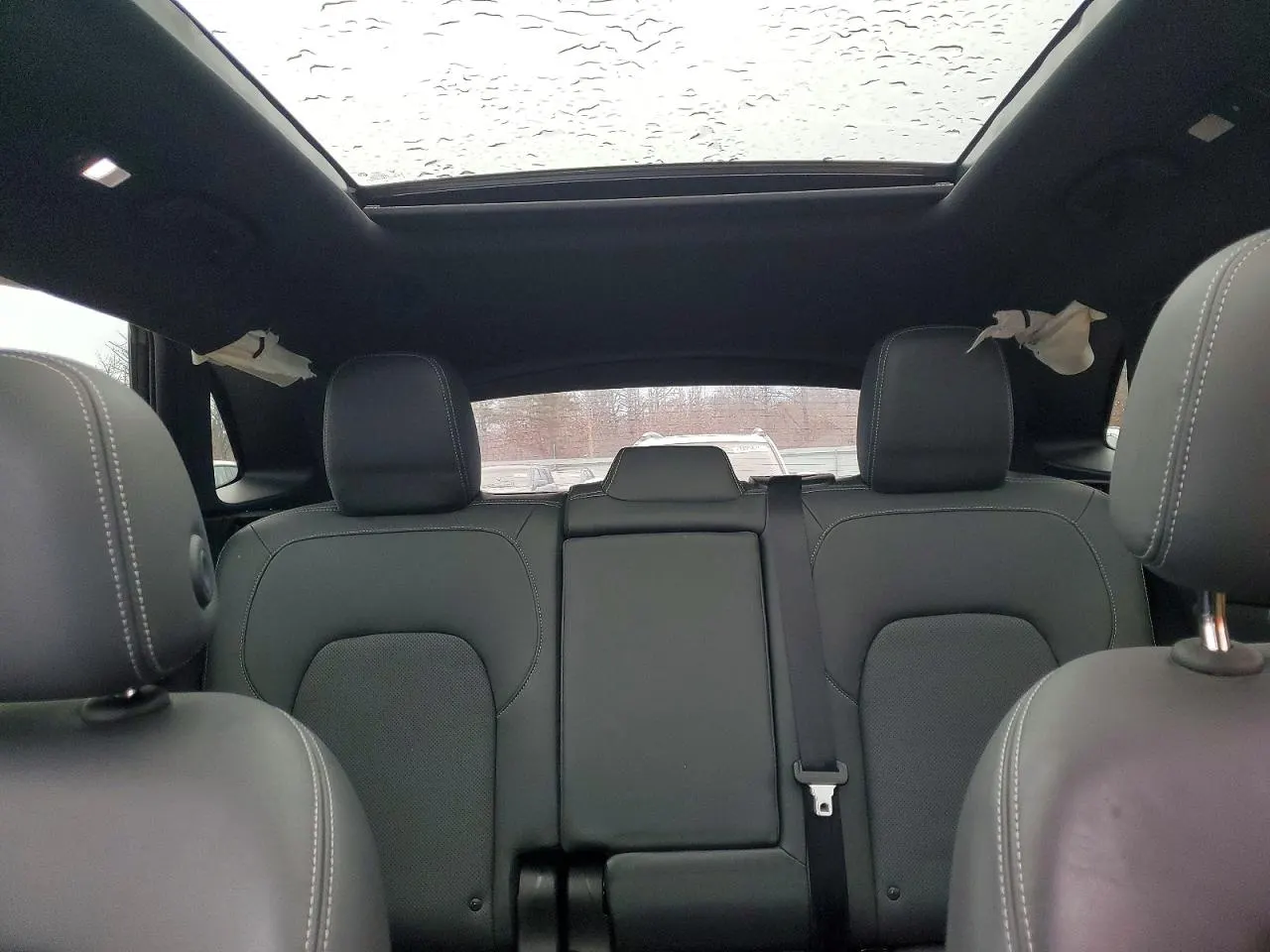 2024 VinFast VF 8 Plus