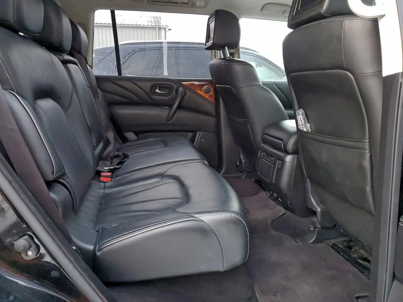 2017 INFINITI QX80