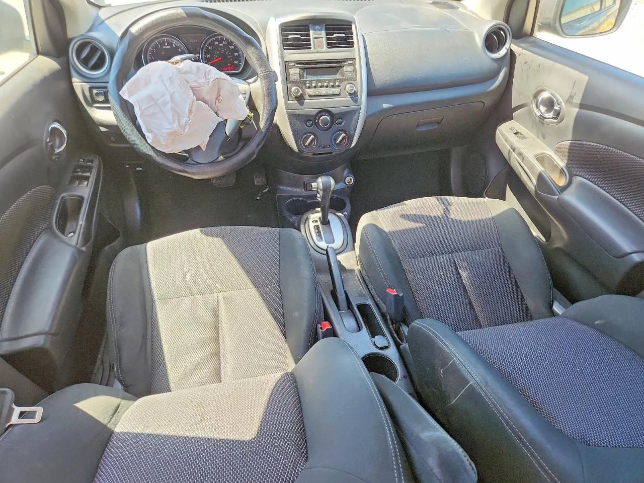 2017 Nissan Versa Sedan S Plus