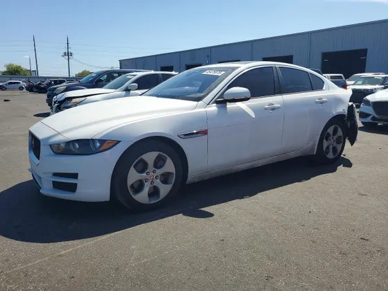 2018 Jaguar XE 25t